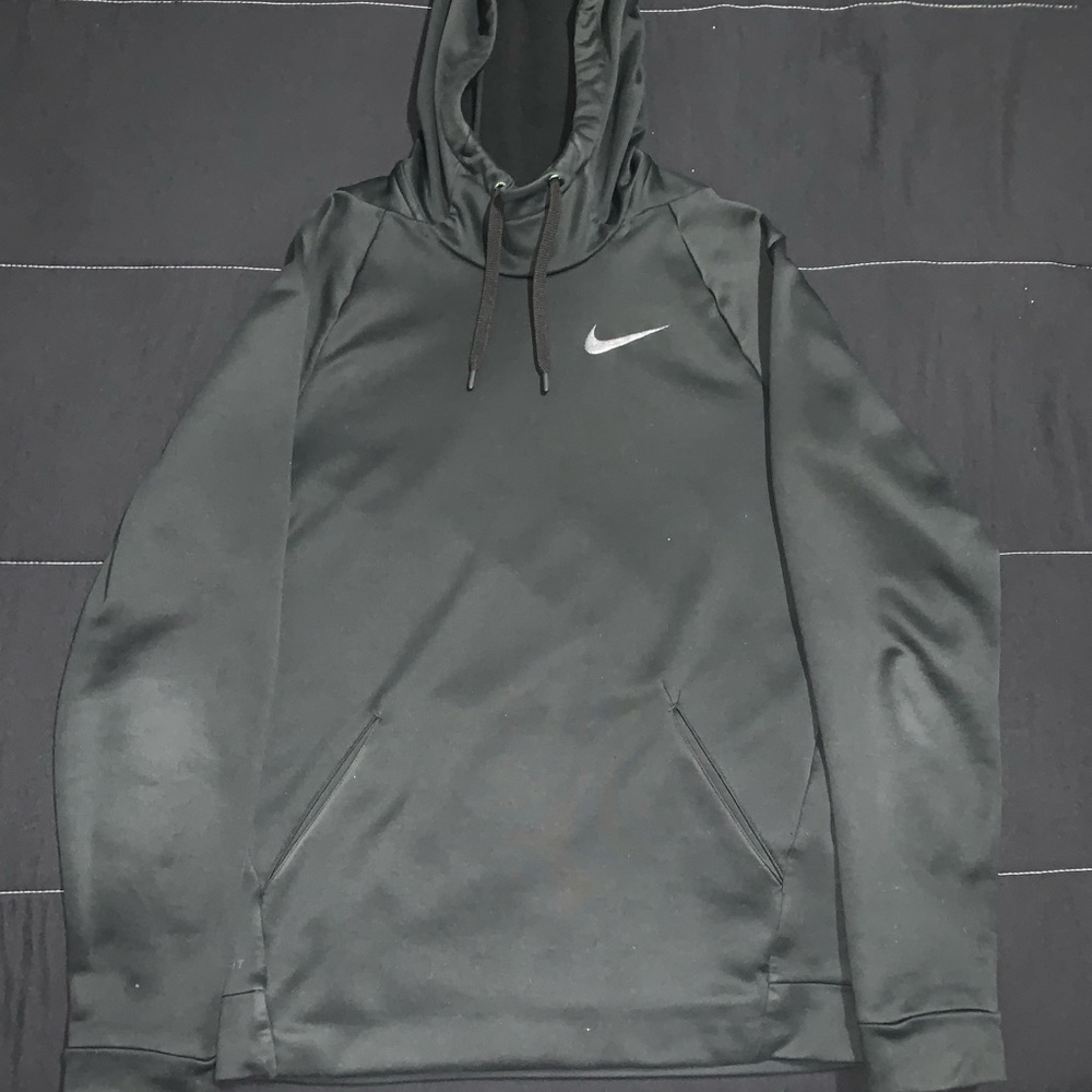 Nike pullover hoodie